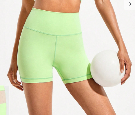 Shorts Pilates Move